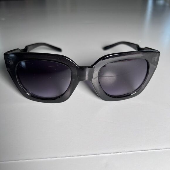 Kensie Accessories - Kensie Adira GR Women's Cat Eye Sunglasses Black Frame & Lens Durable